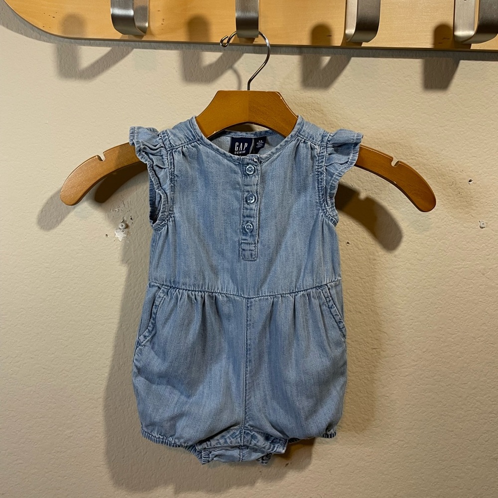 Gap Denim 3-6m Baby Short Romper - Picture 1 of 4